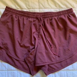 Old Navy Active shorts